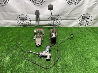 Педаль сцепления Toyota Land Cruiser 1997