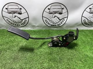 Педаль газа передняя правая Toyota Land Cruiser Prado 2001