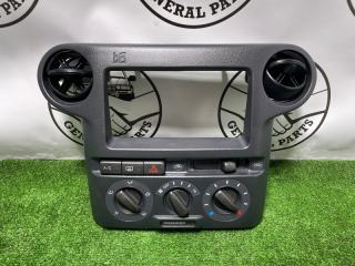 Блок управления климат-контролем Toyota BB 2002