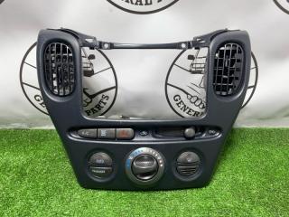 Блок управления климат-контролем передний Toyota Funcargo 2000