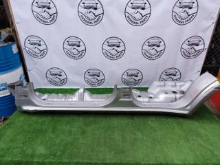 Порог кузова левый Toyota Land Cruiser 2001