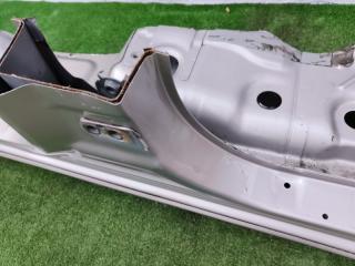 Порог кузова левый Land Cruiser 2001 UZJ100 2UZ