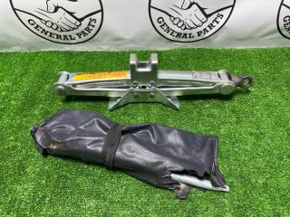 Домкрат комплект Toyota BB 2002