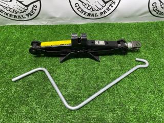 Домкрат комплект Toyota Funcargo 2000