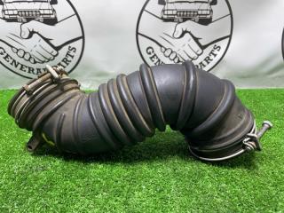 Патрубок воздушного фильтра Toyota Premio 2004