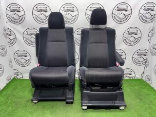 Сиденья комплект передняя Toyota Vellfire 2008