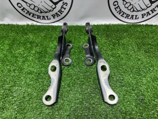 Петля капота Toyota Land Cruiser Prado 1997