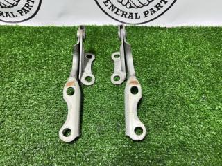 Петля капота Toyota Land Cruiser Prado 1997