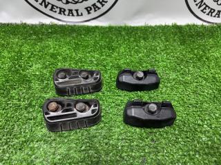 Отбойник двери багажника Toyota Land Cruiser 2013