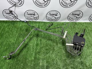 Блок ABS Toyota Alphard 2010