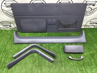 Обшивка двери багажника Toyota Land Cruiser Prado 1998