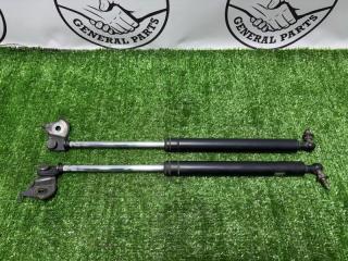 Амортизатор капота Toyota Land Cruiser 1996