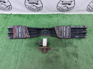 Крепление запасного колеса Land Cruiser Cygnus 2003 UZJ100 2UZ