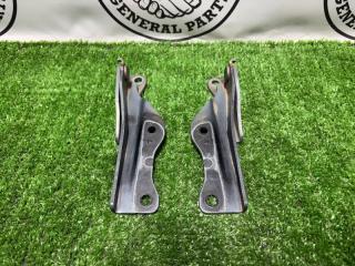 Петля капота Subaru Lancaster 2002