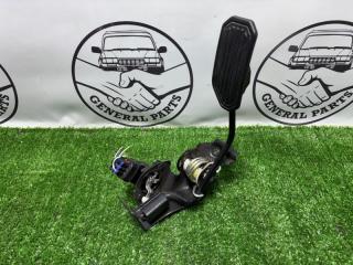 Педаль газа Toyota Alphard 2007