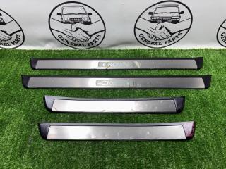 Накладка на порог салона Toyota Crown 2011 контрактная Накладка на порог салона Toyota Crown 2011