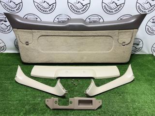 Обшивка двери багажника Subaru Lancaster 2002 контрактная Обшивка двери багажника Subaru Lancaster 2002