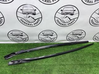 Молдинг лобового стекла Toyota Crown 2011