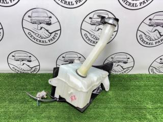 Бачок стеклоомывателя Toyota Land Cruiser Prado 2000