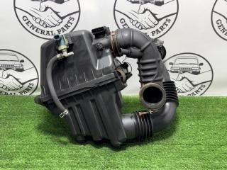 Фото запчасти корпус воздушного фильтра Toyota Ist 2002 контрактная запчасть Запчасть корпус воздушного фильтра Toyota Ist 2002