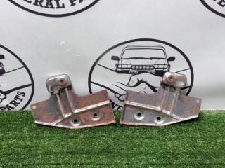 Запчасть крепление магнитофона Honda CR-V 1998