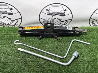 Домкрат комплект Toyota Premio 2002