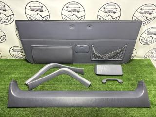 Обшивка двери багажника Toyota Land Cruiser Prado 2001 контрактная Обшивка двери багажника Toyota Land Cruiser Prado 2001