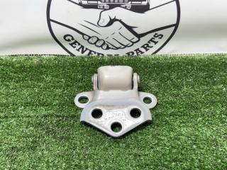 Петля двери багажника Toyota Land Cruiser Prado 1997