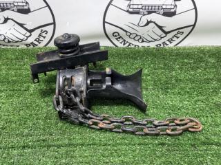 Крепление запасного колеса Toyota Land Cruiser 1996