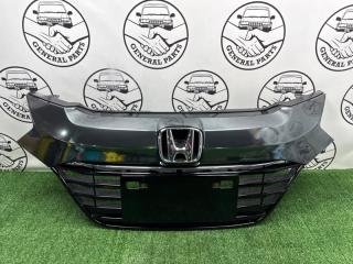 Решетка радиатора Honda Vezel 2014