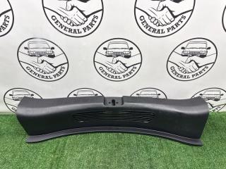 Запчасть накладка замка багажника Honda Fit 2012