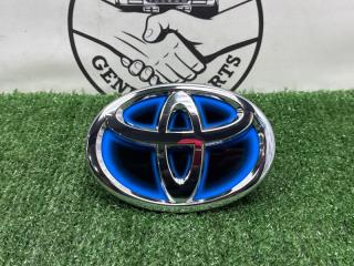 Эмблема Toyota Aqua 2016