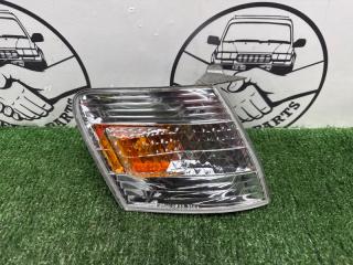 Габарит передний правый Toyota Cresta 2000