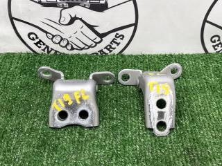 Запчасть петля двери передняя левая Honda Fit 2010