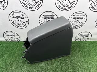 Бардачок между сиденьями Toyota Prius 2010
