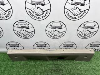 Запчасть накладка замка багажника Mazda Demio 1999