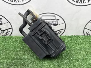 Запчасть фильтр паров топлива Honda Stepwgn 2002