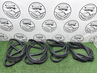 Уплотнительная резинка проема двери Mazda Atenza 2009