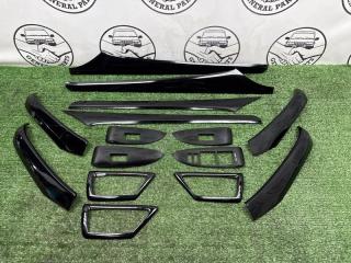 Запчасть декоративная накладка Toyota Prius 2011