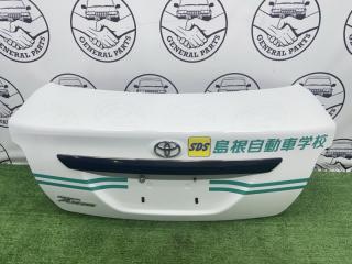 Крышка багажника Toyota Corolla Axio 2014