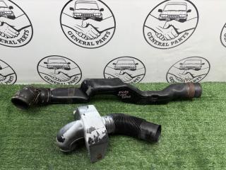 Патрубок воздушного фильтра Nissan Atlas 1989