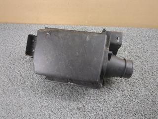 Запчасть корпус воздушного фильтра Infiniti Q50