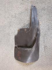 Запчасть брызговик задний правый Toyota Land Cruiser