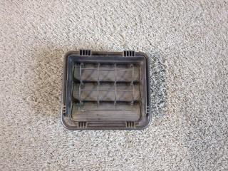 Запчасть решетка вентиляционная Kia Sportage