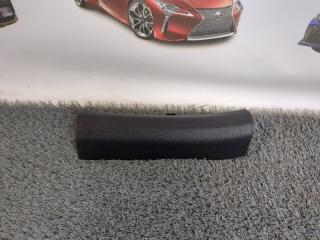 Запчасть накладка на порог салона задняя правая Hyundai Tucson