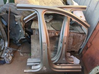 Запчасть центральная стойка кузова Audi Q7