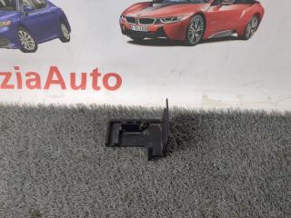 Запчасть крышка плюсовой клеммы BMW 3