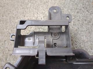 Запчасть кронштейн BMW 3