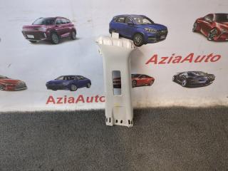 Запчасть накладка центральной стойки левая Honda CR-V