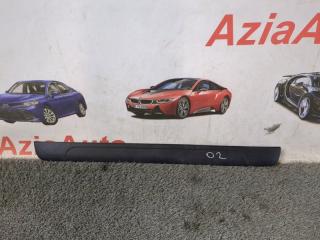 Запчасть накладка на порог салона передняя правая Toyota Camry